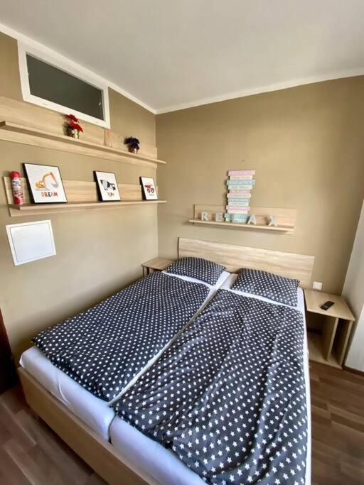 2 Izbovy - Blizko Centra Martin Apartamento Exterior foto
